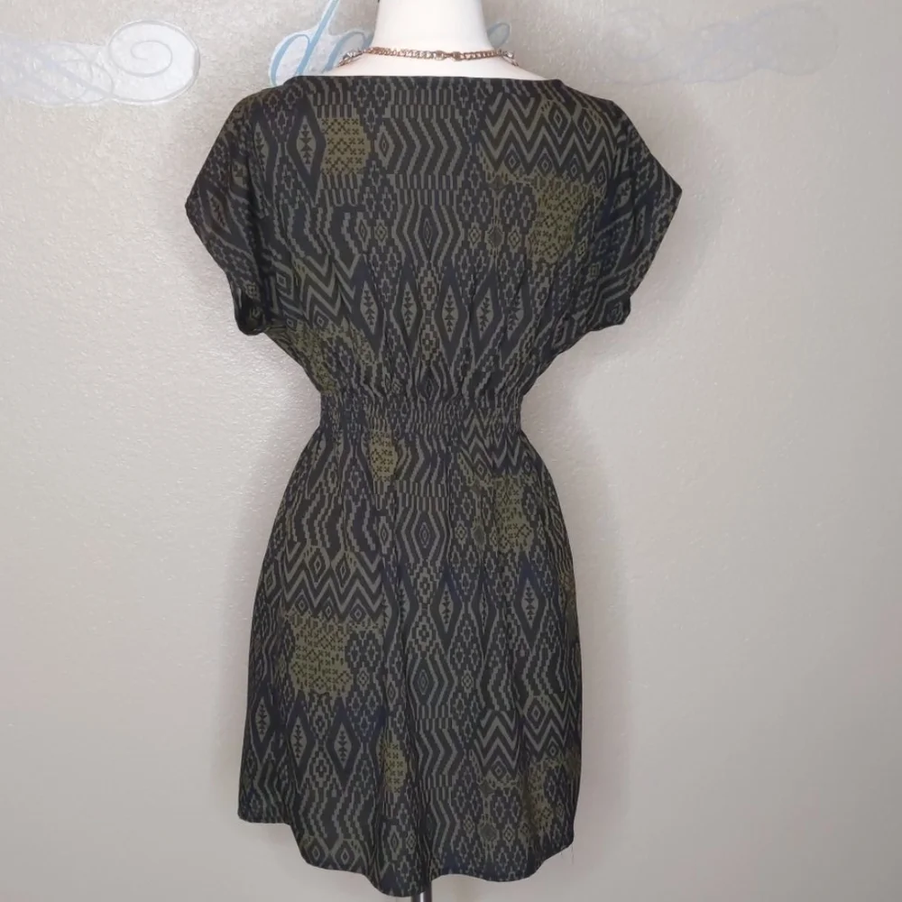 One Clothing Dress Black and Olive  Green Size Small